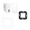 Fehér USB-C töltő, 1 modul + 1 vakfedél - komplett - q45 (45387_SBR+45973_SBR+45910_TBR+45993)