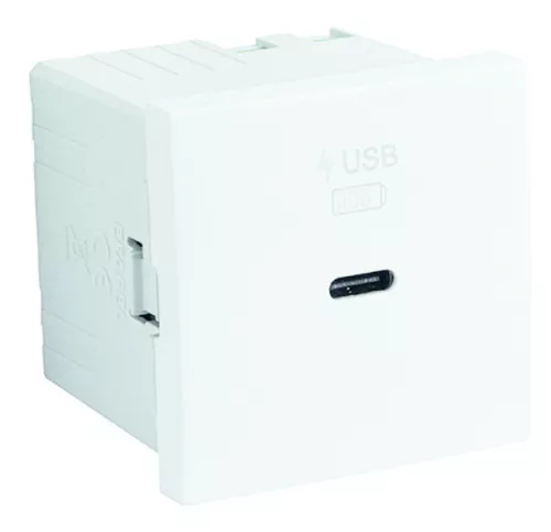 Fehér USB-C gyorstöltő aljzat (30W) - komplett - q45 (45398_SBR+45910_TBR+45993)
