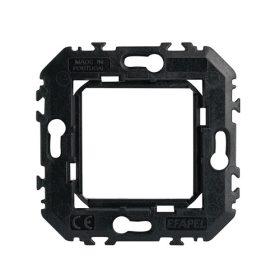   45993 Q45 Adapter fali dobozba, kerettel történő szereléshez