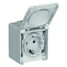   48132_CCZ IP65 gyerekzáras, földelt dugaszoló aljzat szürke